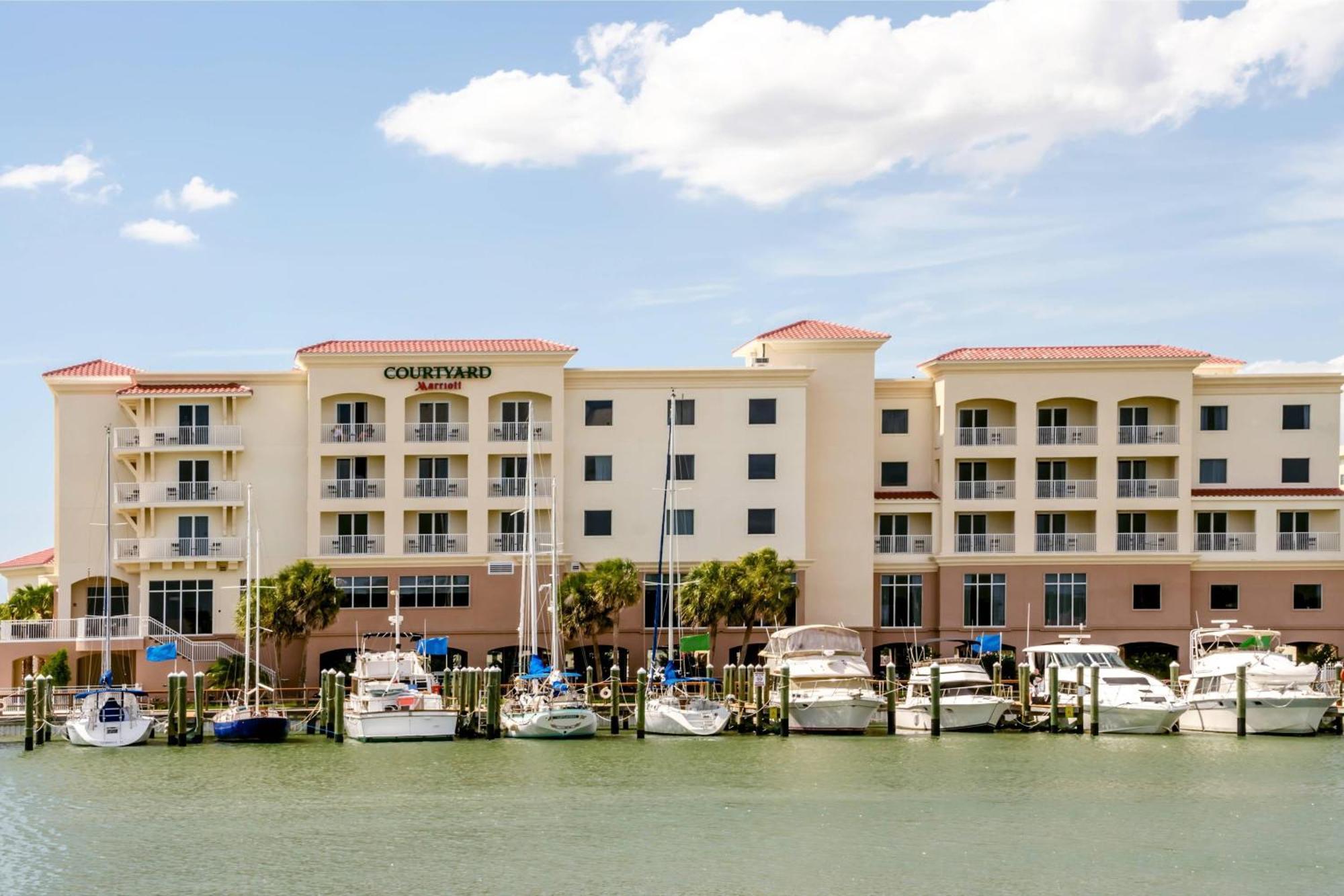 Courtyard By Marriott St. Petersburg Clearwater/Madeira Beach Exterior photo