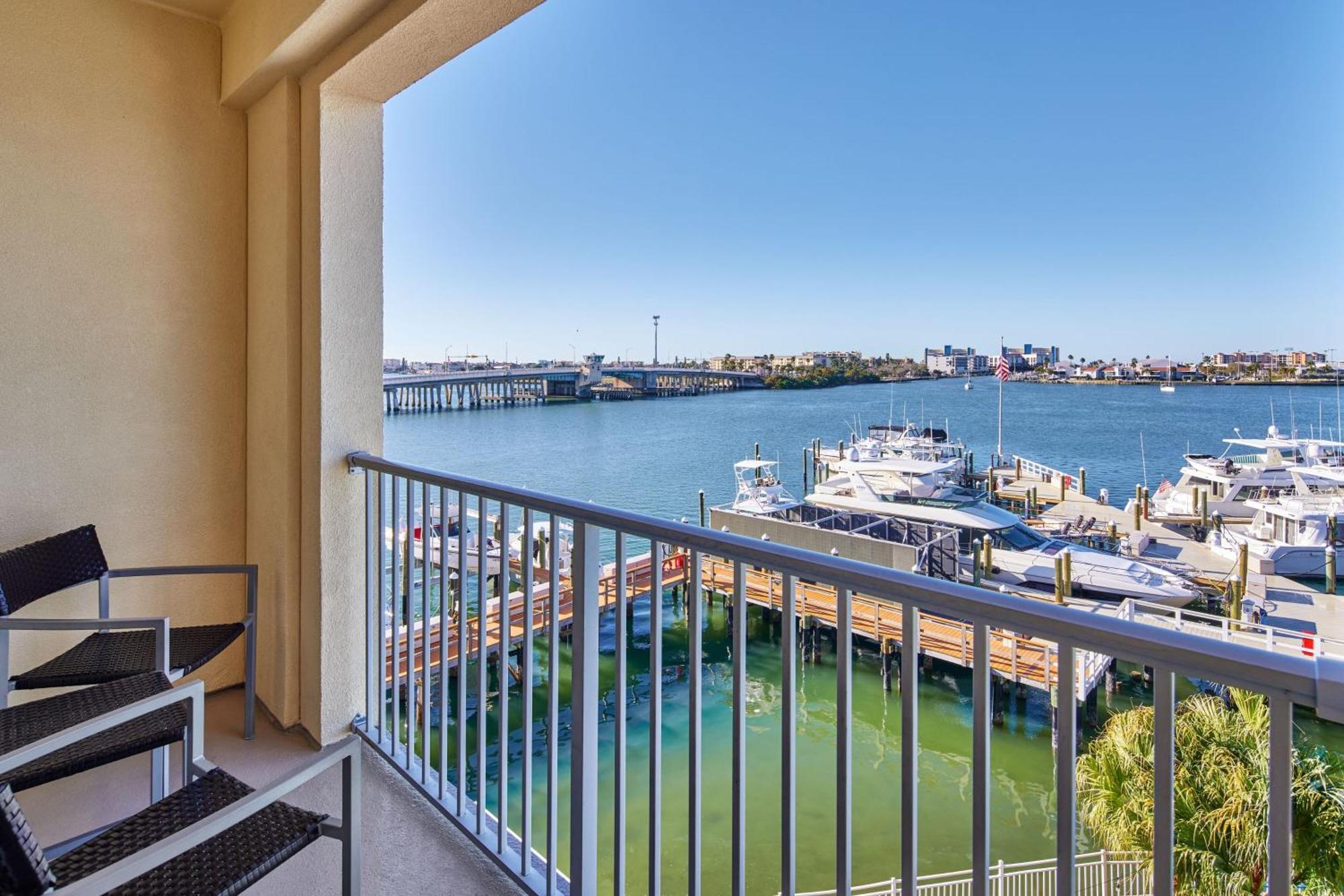Courtyard By Marriott St. Petersburg Clearwater/Madeira Beach Exterior photo