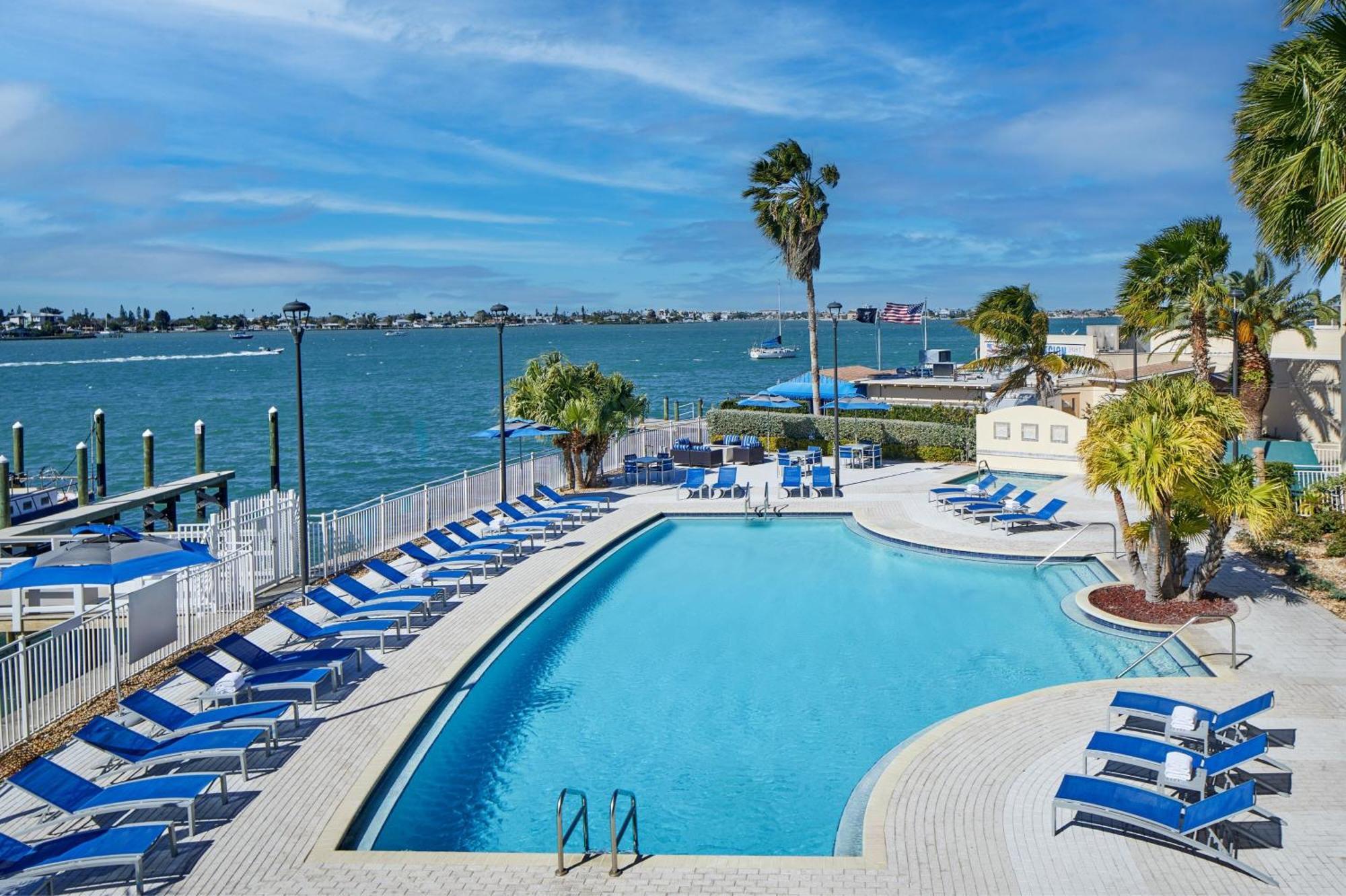 Courtyard By Marriott St. Petersburg Clearwater/Madeira Beach Exterior photo