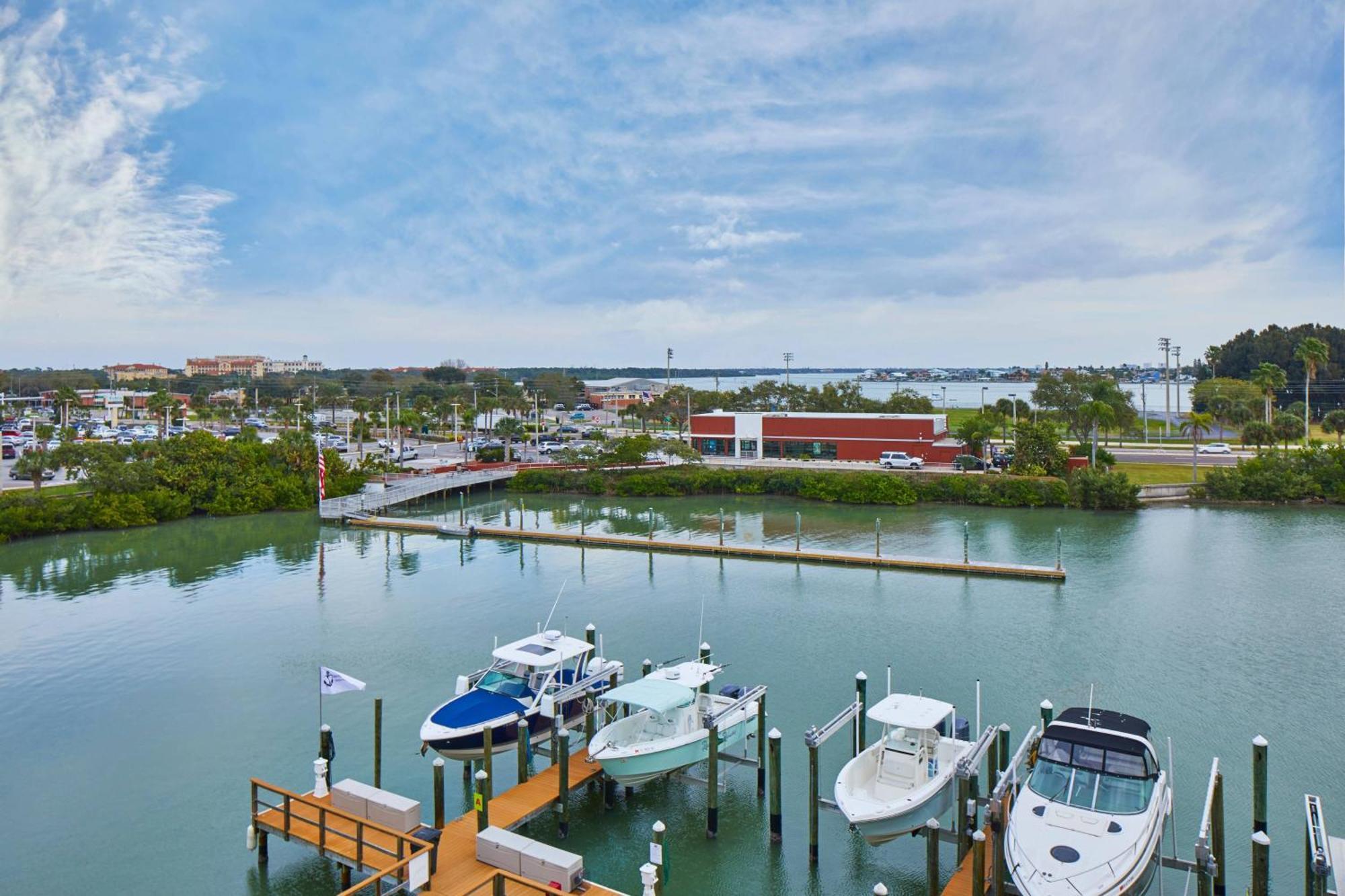 Courtyard By Marriott St. Petersburg Clearwater/Madeira Beach Exterior photo