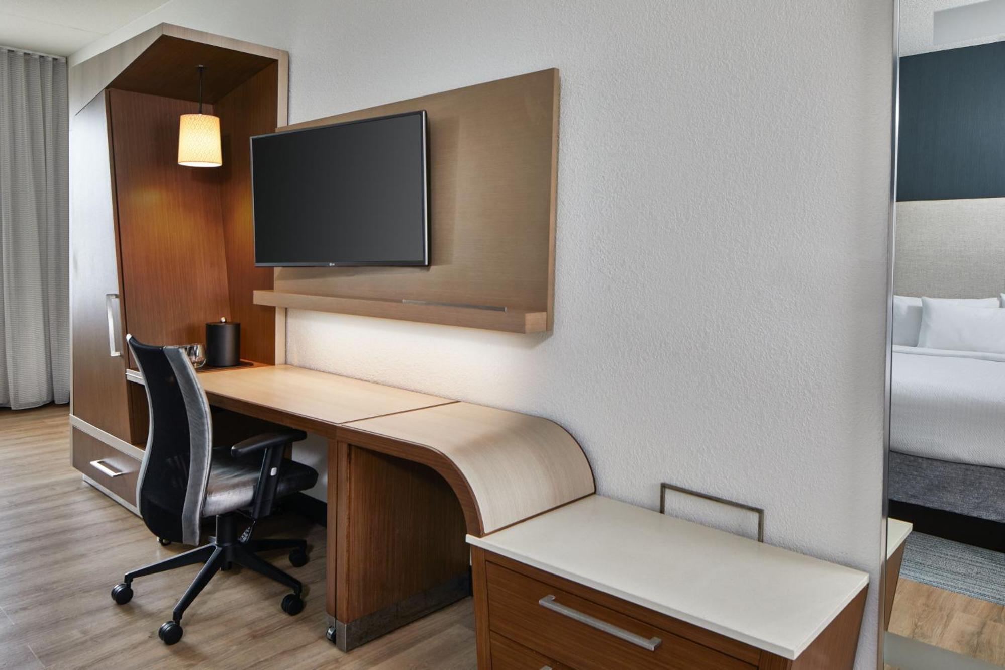 Courtyard By Marriott St. Petersburg Clearwater/Madeira Beach Exterior photo